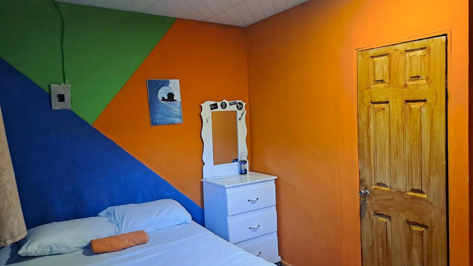 Hostal Nina Oly Tamanique Phòng bức ảnh