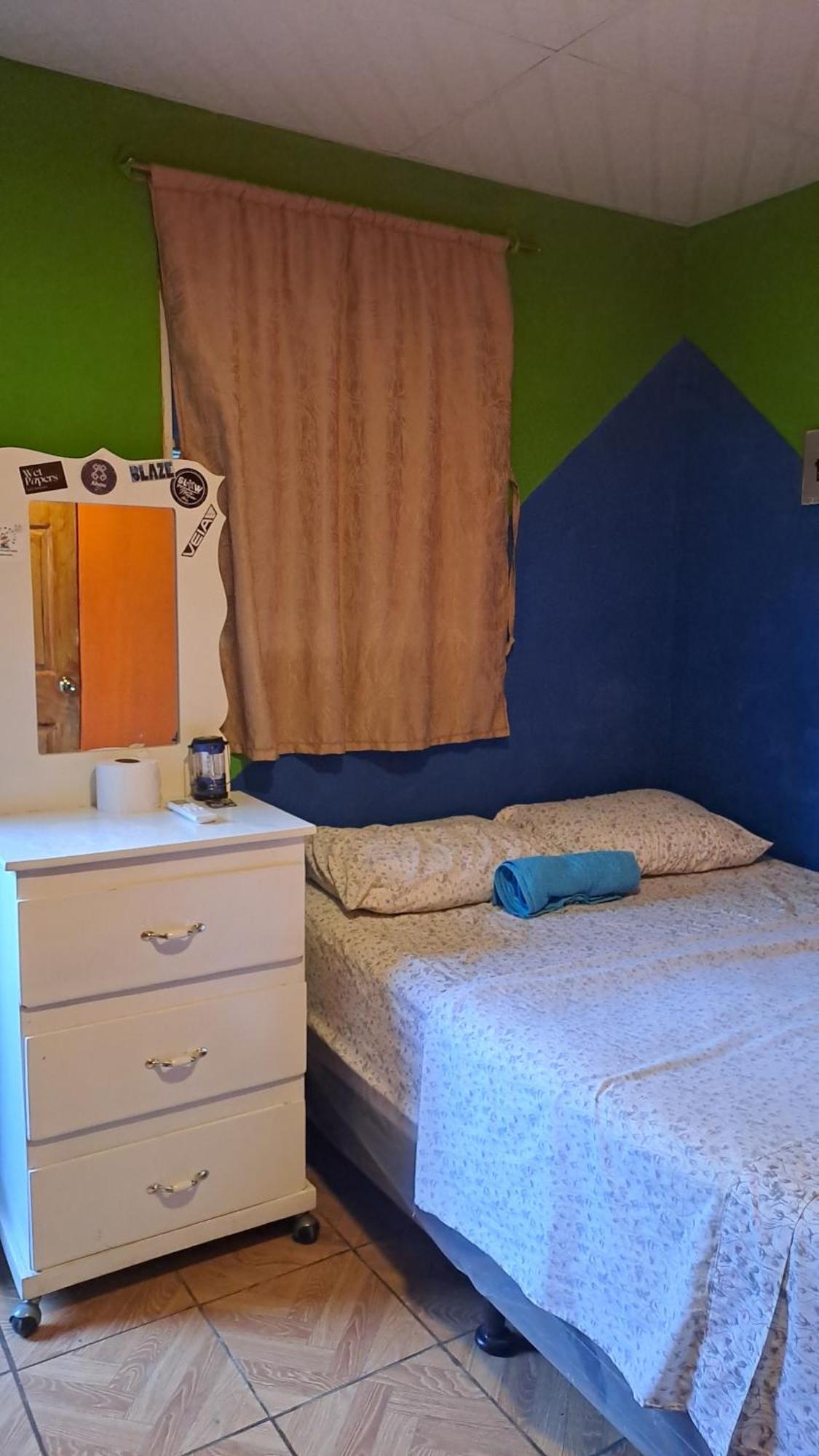 Hostal Nina Oly Tamanique Phòng bức ảnh